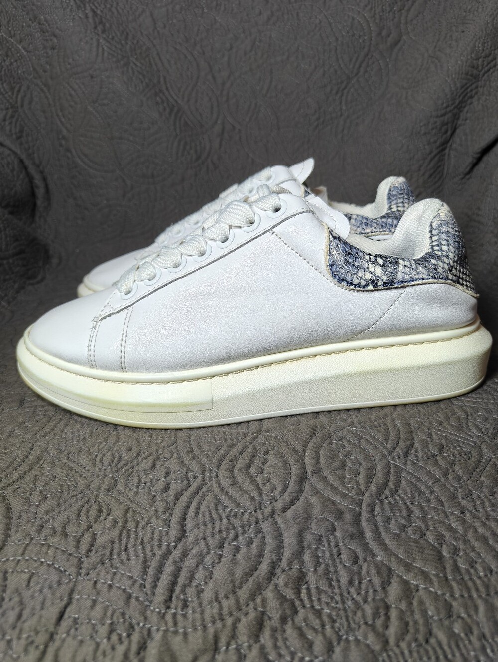 Steve Madden "Frosted" Snake Print Platform White Men's Lace Up Sneaker Size 8M